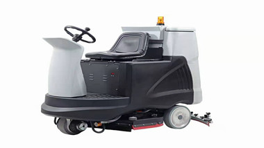 揭秘未来：：：多功效驾驶式扫地车来袭!