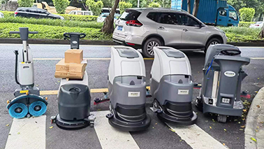 驾驶式洗地神秘注重什么事项